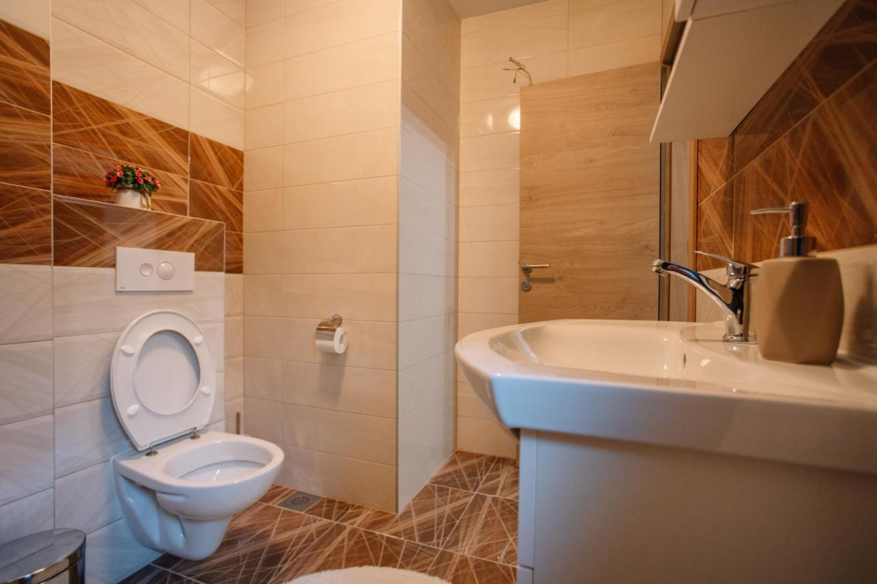Apartments Hana City Center Livno Exterior photo